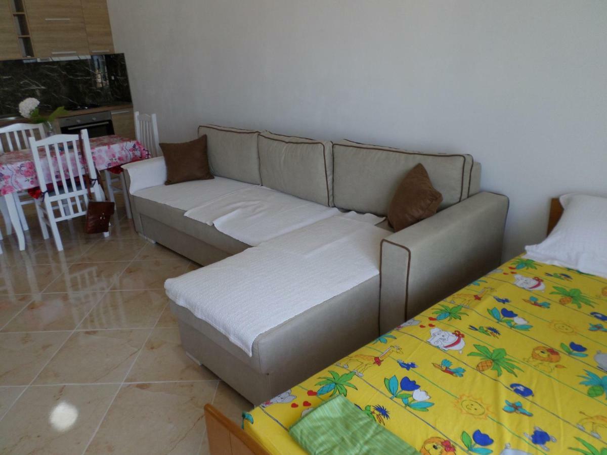 Lindita'S Seaview Appartment Vlore Exterior photo
